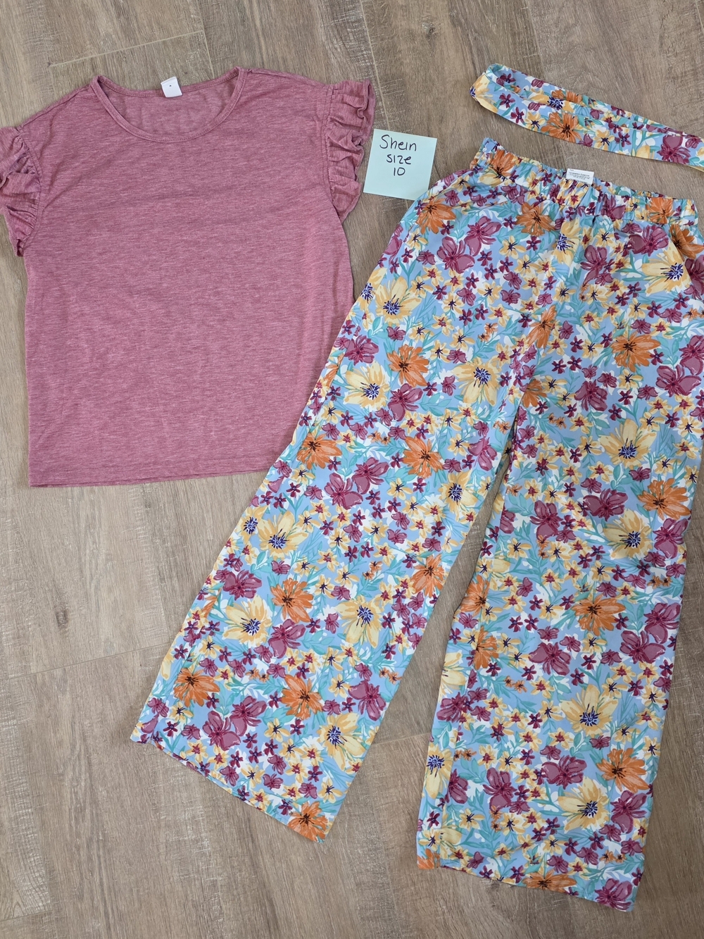 Kids 2-Piece Set with Floral Pants and Pink Top